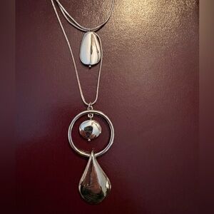 Elegant Silver Pendant Necklace